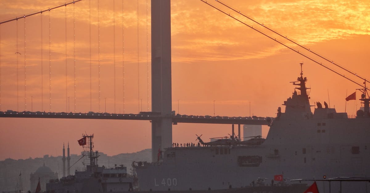 US Navy to Blockade Strait of Hormuz