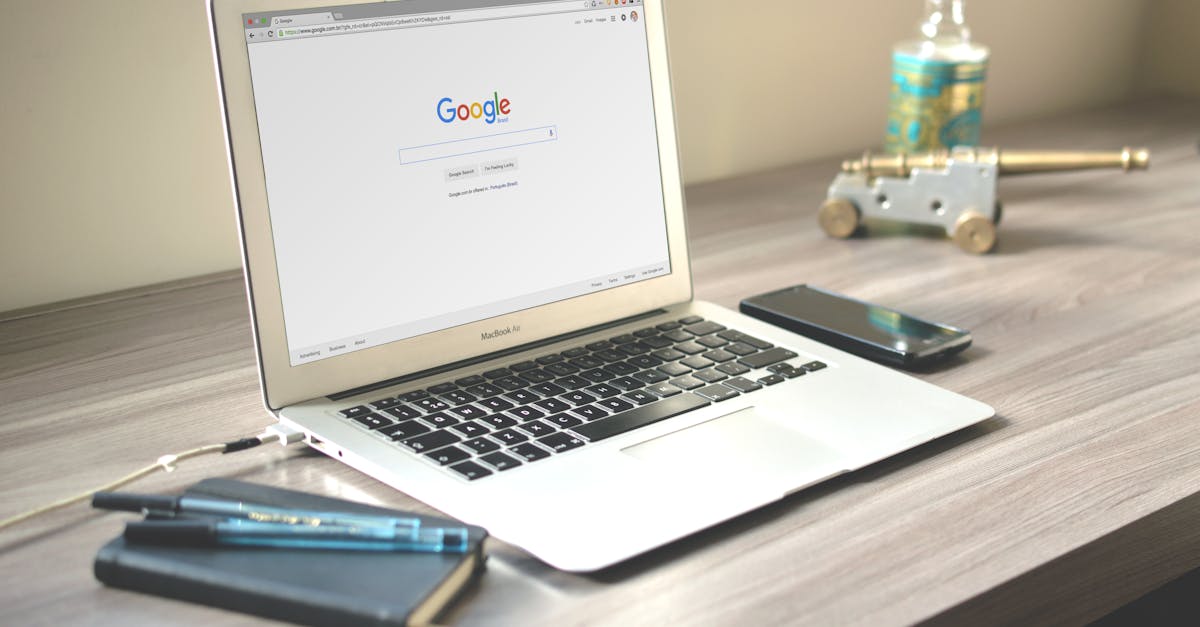 Google Pixel Laptop & Glow